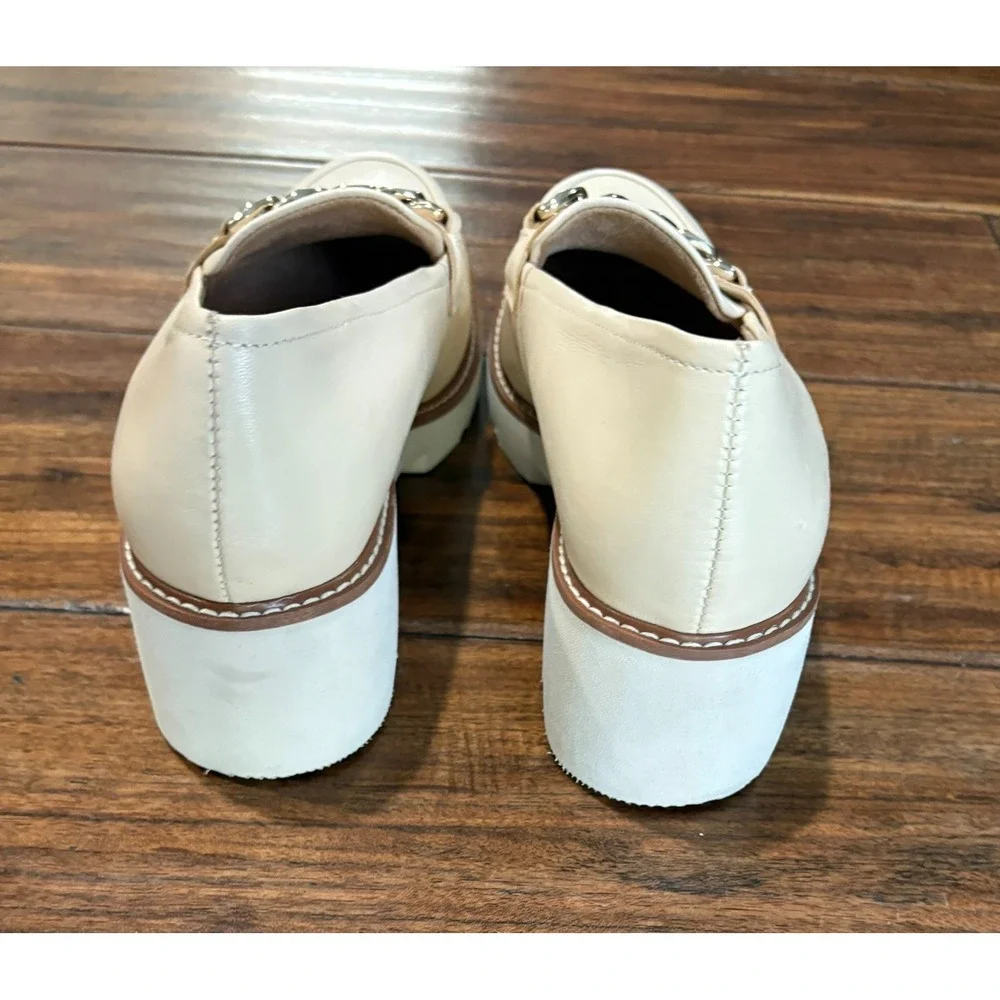 Naturalizer Women's Desi Loafers Vanilla Beige Leather Gold Chain Accent Size 9M